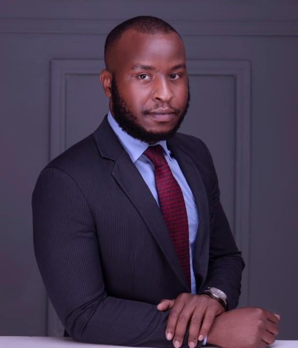 Mr. Oichoe Hans Kevin Mr. Oichoe Hans Kevin